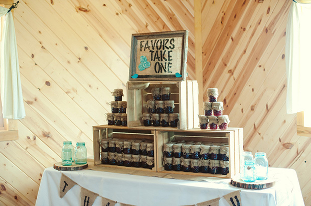 6 Classic Favor Display Ideas - Project Wedding