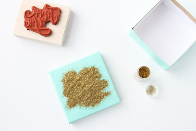 DIY Gold Embossed Favor Boxes Project Wedding